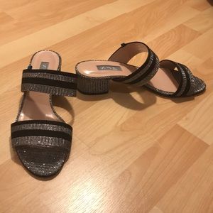 Sjp by Sarah Jessica Parker Bloom slide 39